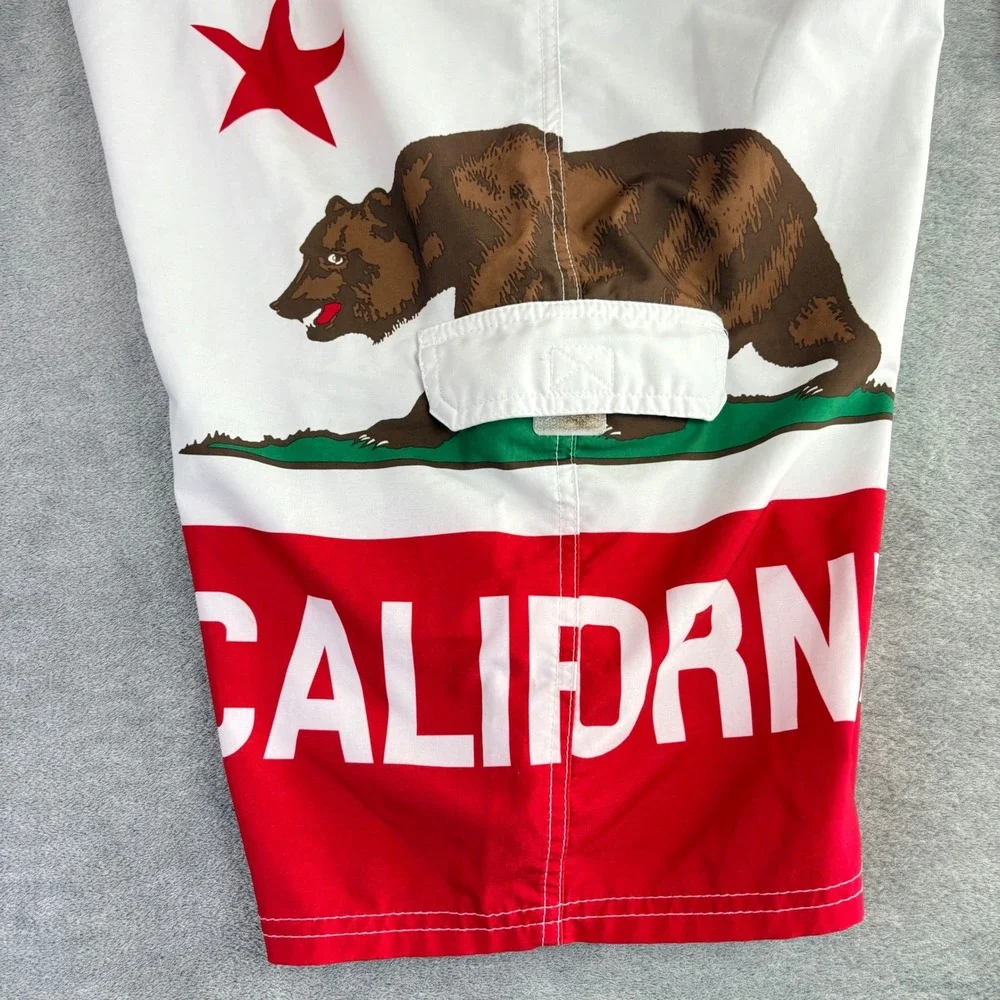 Carbon Mens 34 White Red California Republic Flag Board Shorts Cargo Pocket Surf